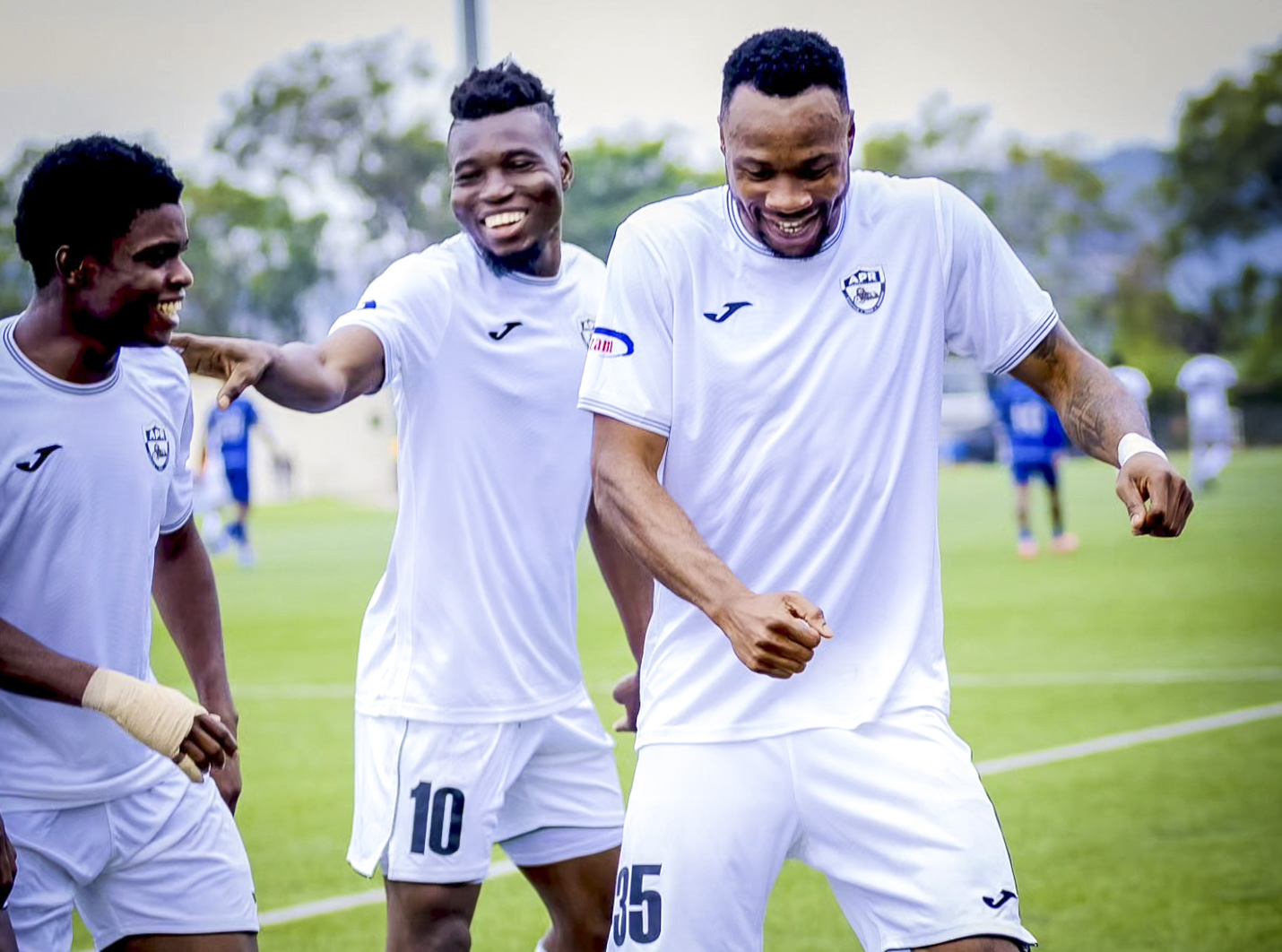 APR FC yatsinze Gorilla FC ifata umwanya wa kabiri